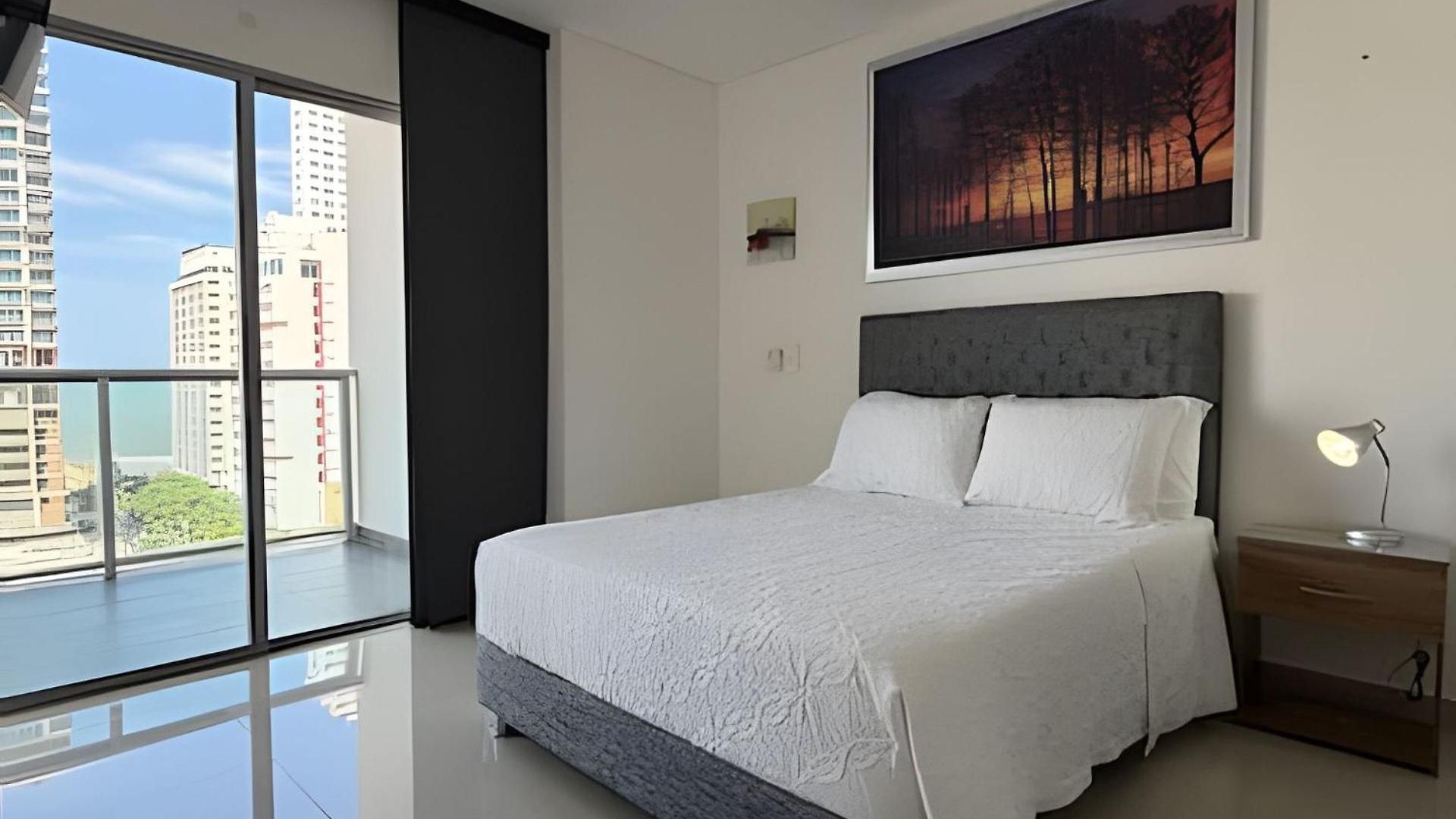 Hermoso Apto De 1 Hab Con Vista Al Mar - Piso 10 Apartamento *