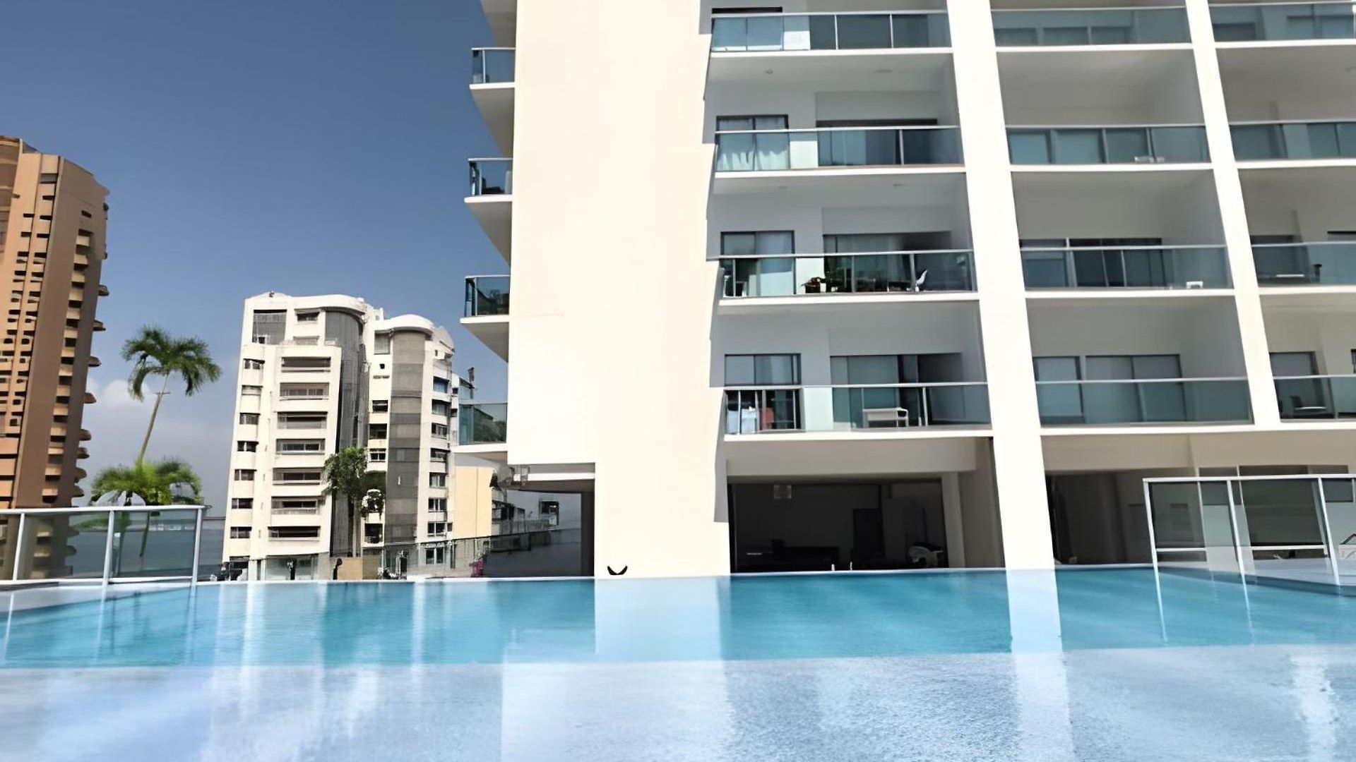 Apartamento Hermoso Apto De 1 Hab Con Vista Al Mar - Piso 10 Cartagena