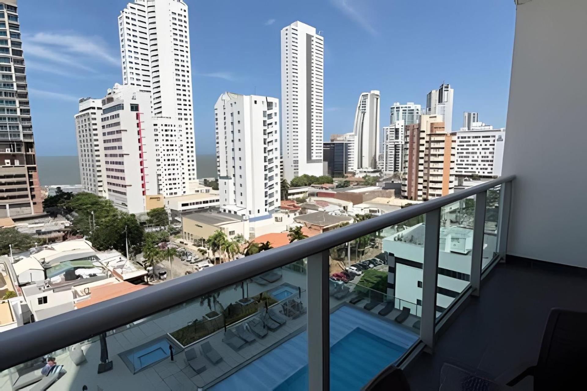 Hermoso Apto De 1 Hab Con Vista Al Mar - Piso 10 *