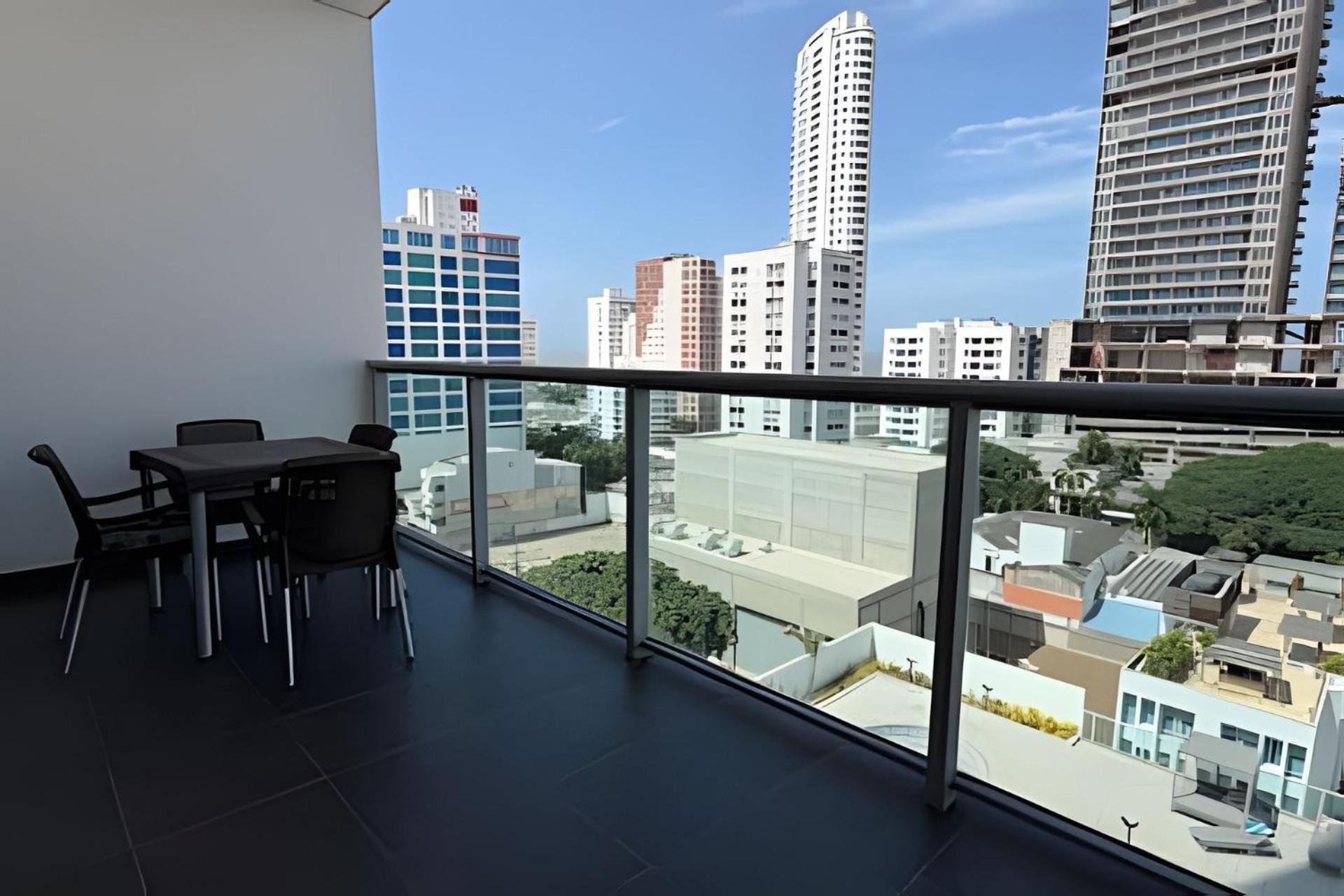 Hermoso Apto De 1 Hab Con Vista Al Mar - Piso 10 Apartamento *